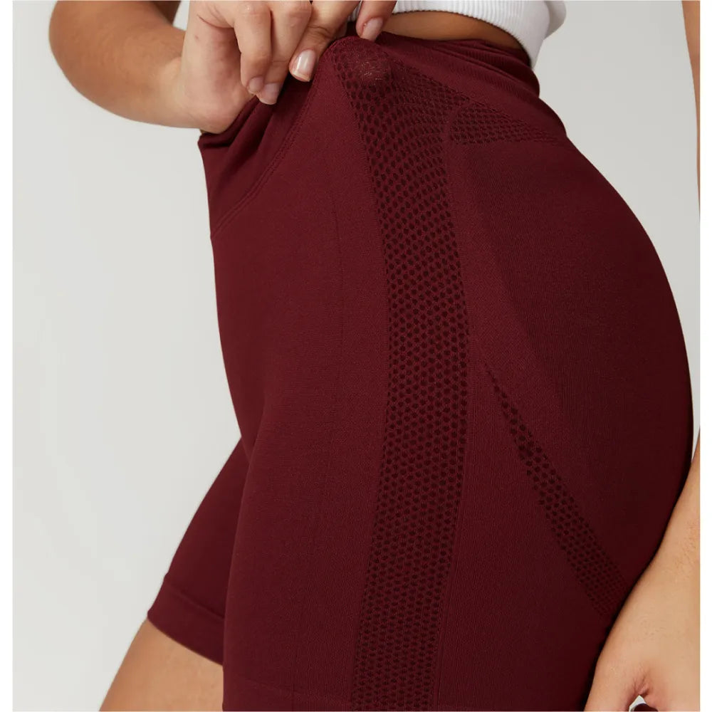 HAZAFIT DYNAMIC Shorts - Maroon